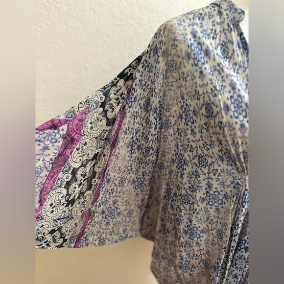 {Anthro} Floreat Georgette Poncho - Picture 4 of 4